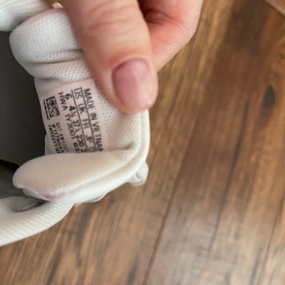 Adidas Cloudfoam Sneakers - Picture 4 of 5